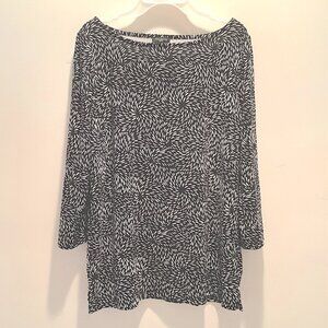 Talbots - Classic Black and White Abstract print long-sleeved Shirt, Petite M